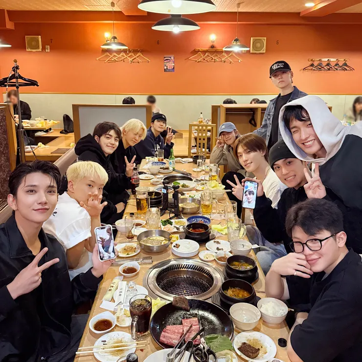 即使無法到齊,他們仍會以各種方式相聚