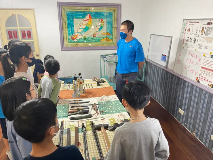 課程開始！Photo via：麥子教育淡水隊