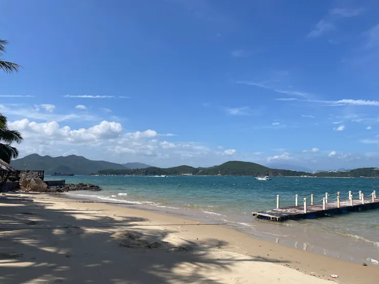 芽莊非常具觀光潛力,海景完全不輸墾丁,著頂級飯店集團的價格也只有墾丁的1/3