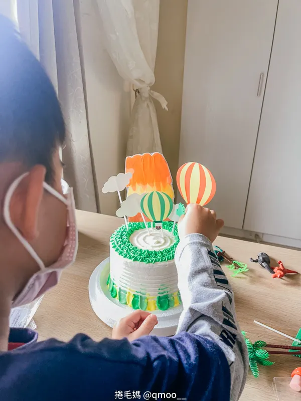 AR蛋糕 生日蛋糕 訂製蛋糕 翻糖蛋糕 敲敲蛋糕 星球蛋糕 蛋糕訂製 手工蛋糕 dessert365蛋糕 8