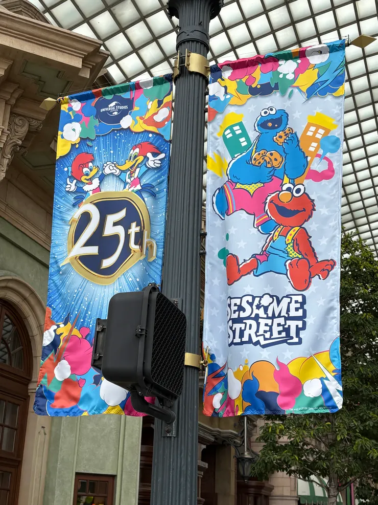 25週年之後,芝麻街就要退出環球了…是芝麻街粉絲的話趕緊來見他最後一面吧!