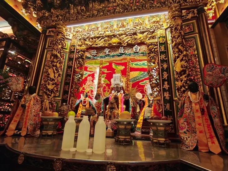 白蓮聖母（圖片截圖於網路）