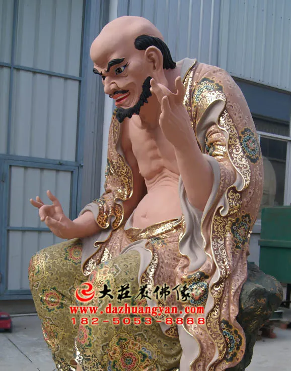 賓度羅跋羅墮閣尊者右側近照現場實拍圖