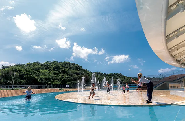 宜野座道之驛水陸樂園(照片引用於宜野座道之驛官方網站)