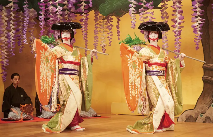 彼此忌妒,也彼此成就,半半合在一起才是完整的國寶。