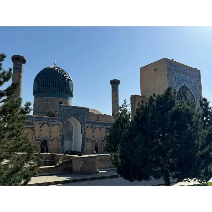 側面拍帖木兒陵寢