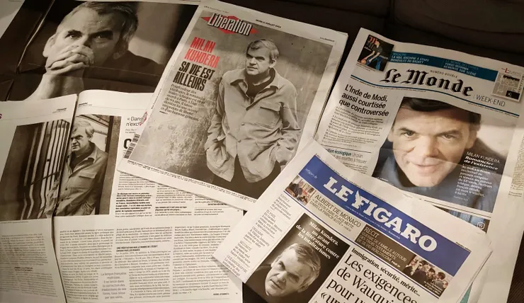 法國報紙（七月十三日），報導作家昆德拉之死