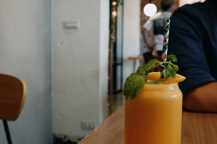 橘果汁 Orange juice   NT$180   |   香吉士、水梨 Orange, pear.