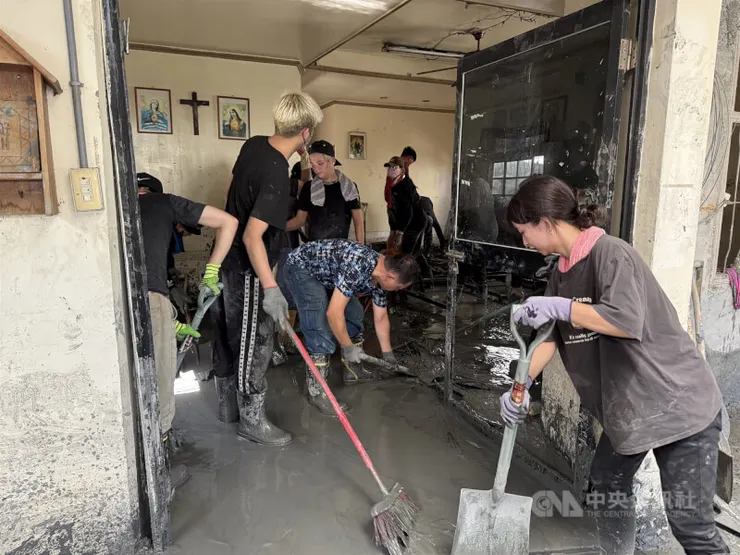 照片截自中央社CNA