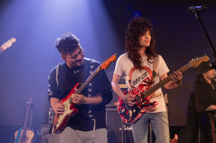 吳力勻Lee Q與吉他手蔡鎧任(阿任)較勁