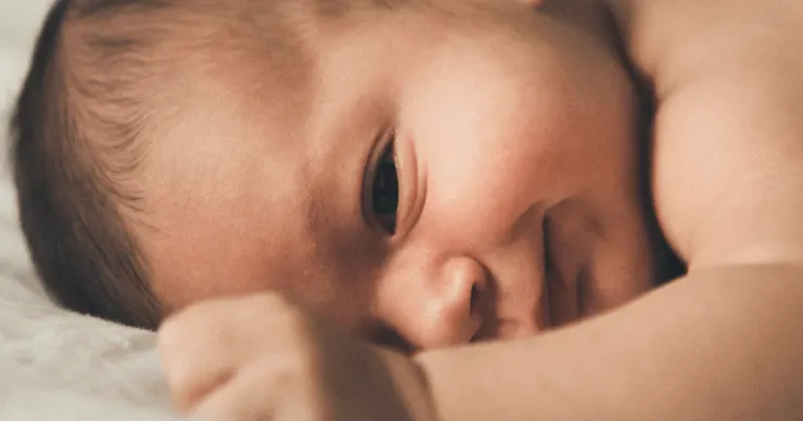 潛意識就像一位3歲小嬰兒，也就是大家常說的「內在小孩」。Photo by Jakob Owens on Unsplash