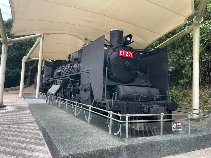 CT271型蒸汽火車頭