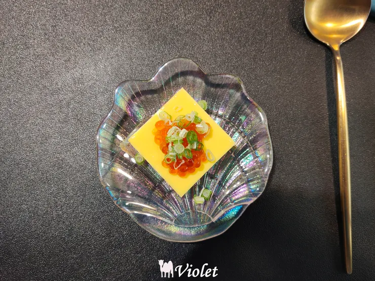 前菜 鮭魚卵豆腐