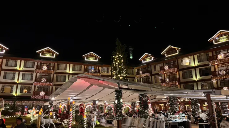 海軍營區內的飯店 The Manor