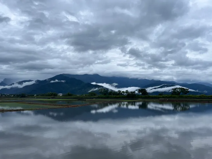 颱風過後的大坡池,山嵐真的太美了。