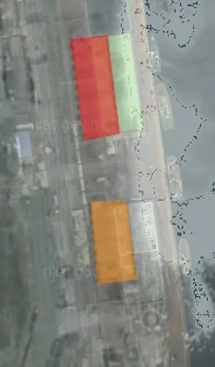 兩棟倉庫的1945年美軍航照與現代臺灣通用正射影像【NLSC】套疊資料來源：中研院台灣百年歷史地圖