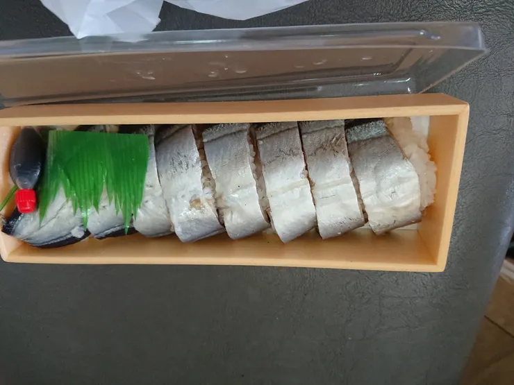 阿婆賣的鯖魚壽司