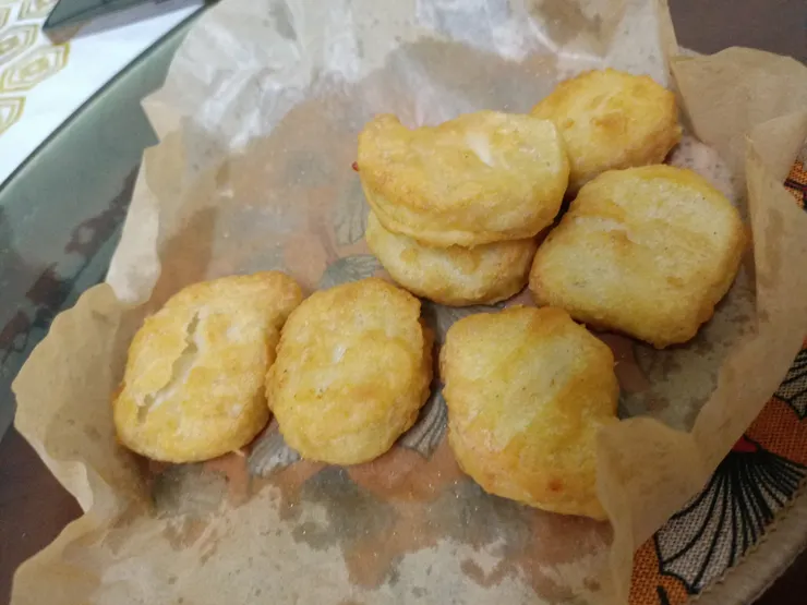 家裡必備雞塊，用氣炸鍋炸，很方便！