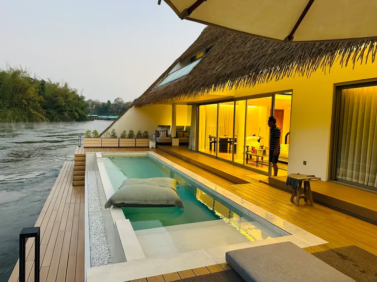 大片落地窗  真的好美