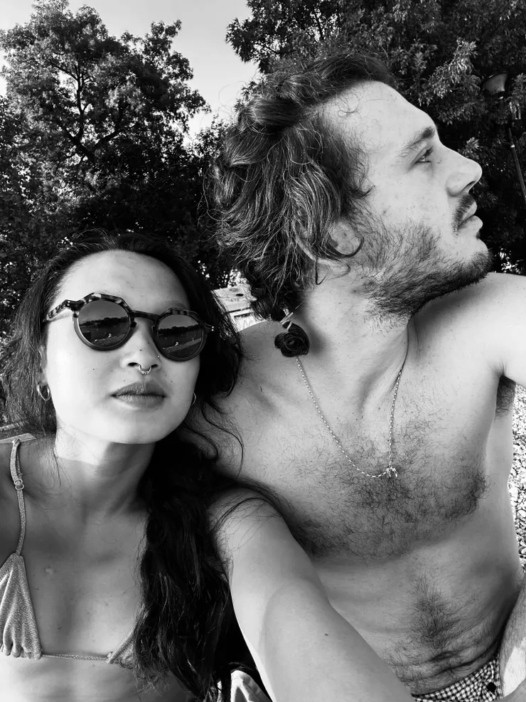 阿達島上，沒什麼拍照誒，但有自拍