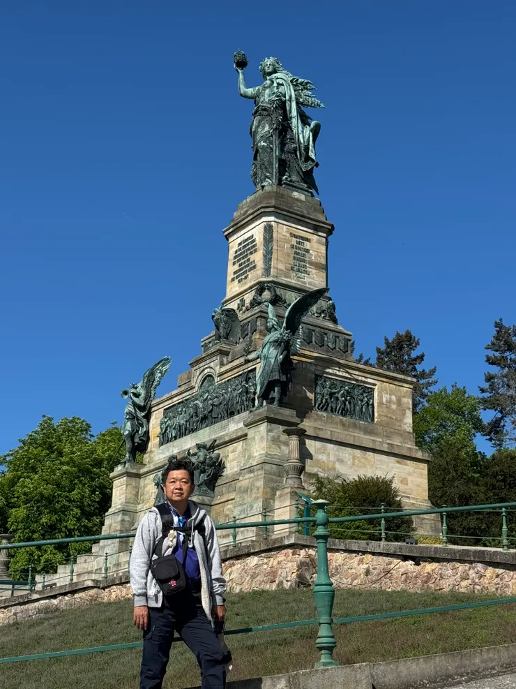 下瓦爾德紀念碑 Niederwalddenkmal