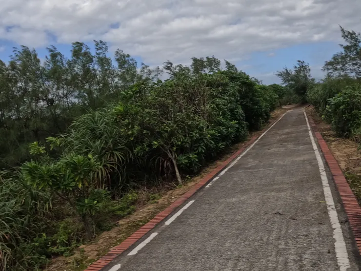 跟第一天在新竹有點像的自行車道，也算是種頭尾呼應。