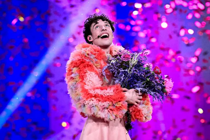 瑞士非二元歌手尼莫(Nemo)