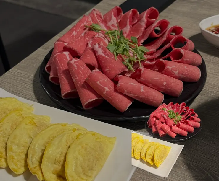 右手長按你想放上機票的部分