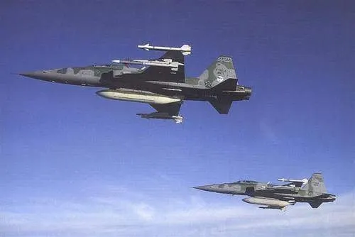 搭載DERBY飛彈的F-5EM。Photo by fernandogvmg, on Flickr