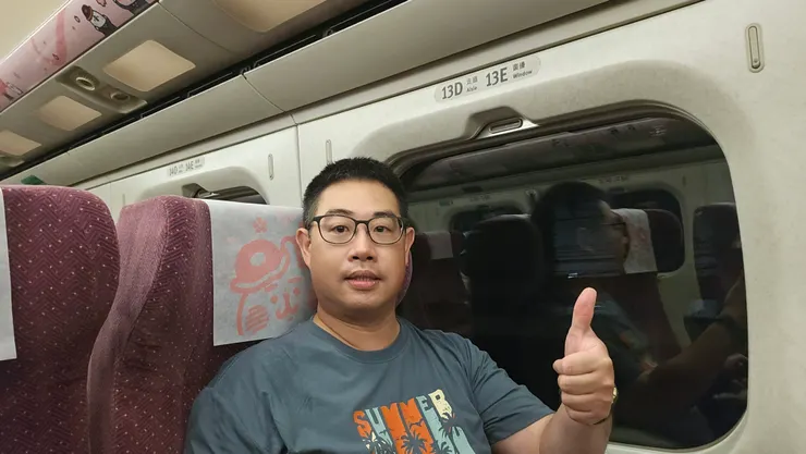 行李架條和枕巾全都是卡娜赫拉!