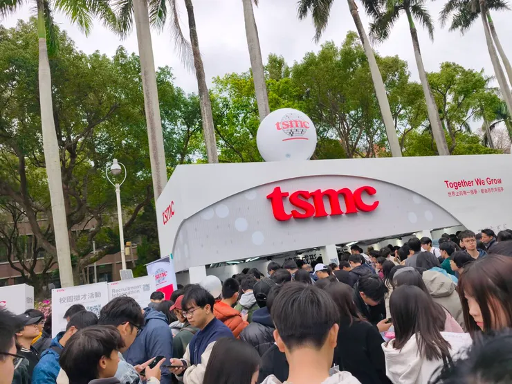 就決定用 TSMC 當頭牌了！（誤）