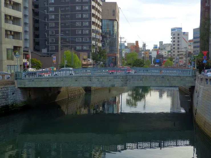 原本的原子彈投擲地點(維基百科檔案照)