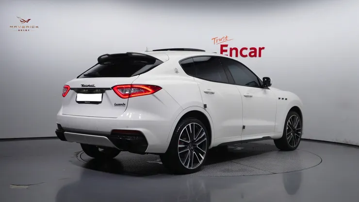 韓規代購Maserati Levante 3.8 Trofeo