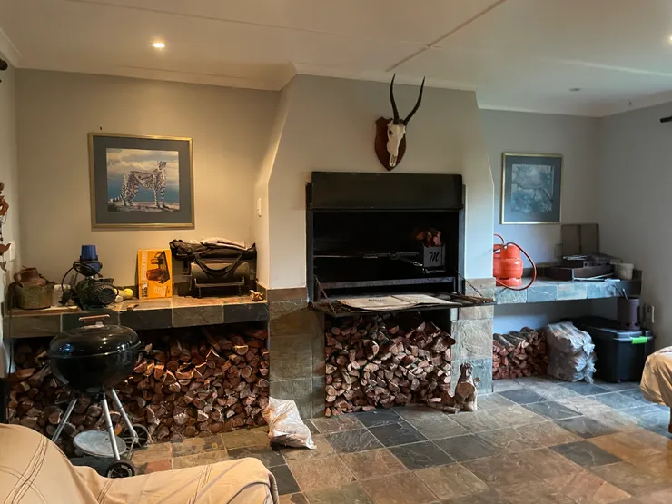 根本是電影裡的西部牛仔場景吧