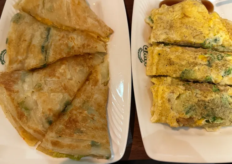 2026/01/19 午餐有蛋餅也有蔥抓餅