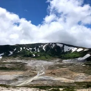 大雪山冒險基地的沙龍