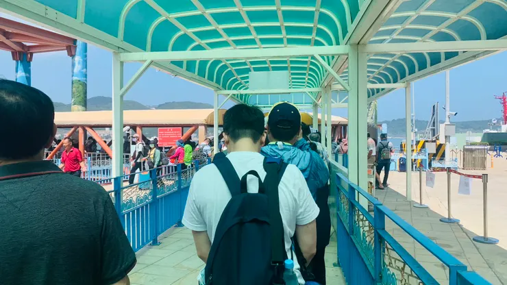 前往北竿的人還真不少。