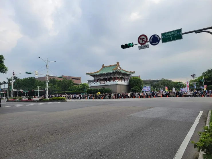 看看誰才是真正的瘋子？