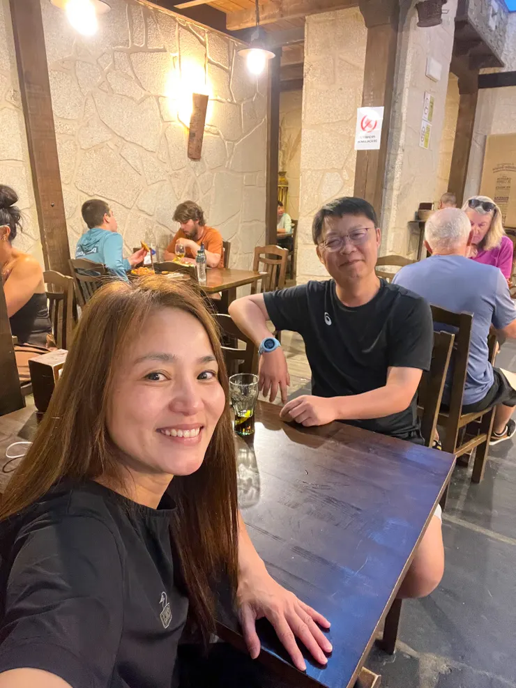 終於可以坐下來好好吃飯了！