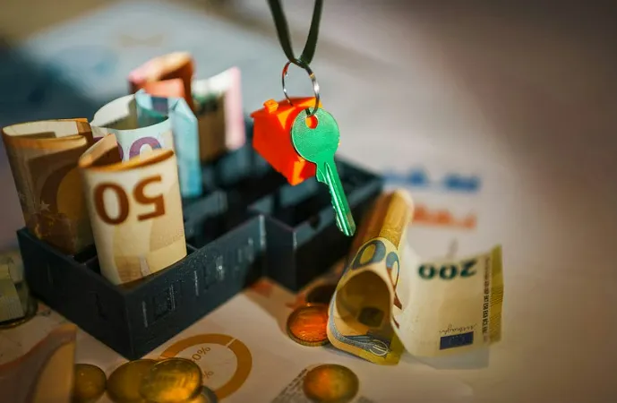 Photo by Jakub Żerdzicki on Unsplash