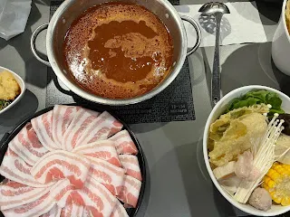 見識到別人家吃火鍋的作法，也對於此事思考了一遍，在提供別人建議或發表意見前，真的要慎重才行，可能是以好意出發，卻無法幫助到別人，這樣的情形也不是沒有，但也不要因此就放棄嘗試給別人建議。