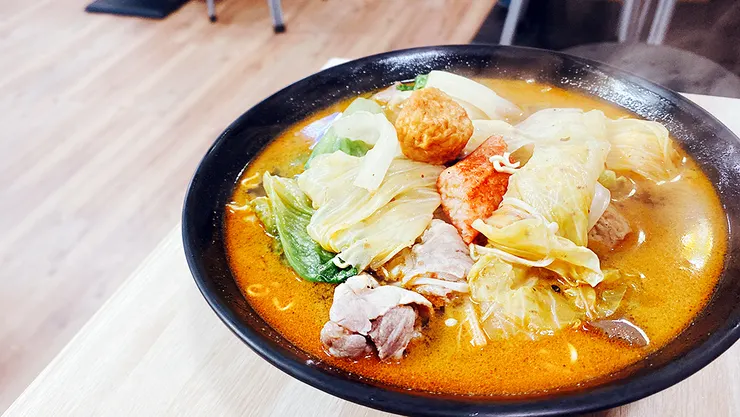 新莊美食推薦2025│四維夜市小吃【辣媽】麻辣/紅燒鴨血臭豆腐（麻辣燙）