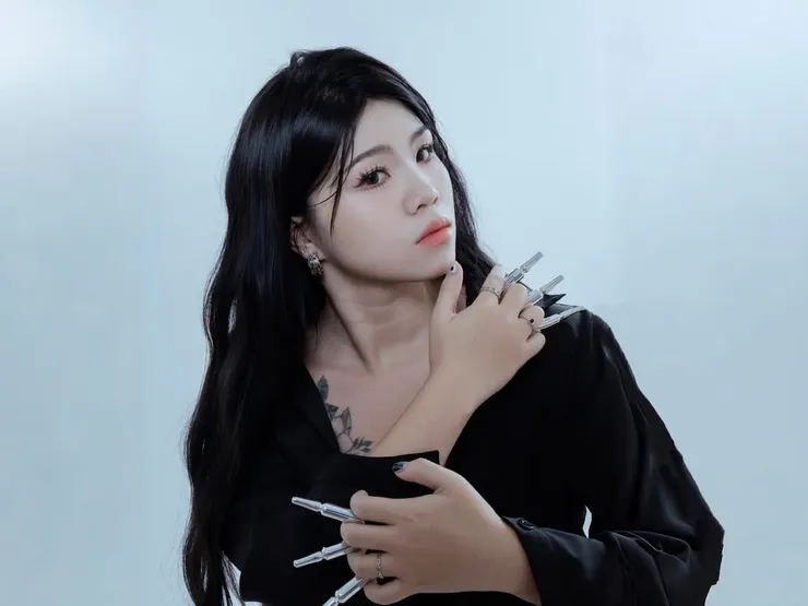 圖說：糸室美學主理人吳敏綺以自身生命經驗，理解並支持女性在不同階段的身心需求。（圖／糸室美學 Me Atelier）