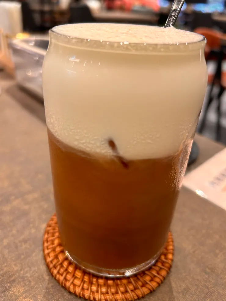 奶蓋茶滑順易入口