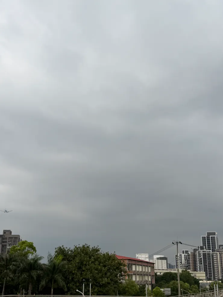 2026/04/11 運動時會有飛機飛過