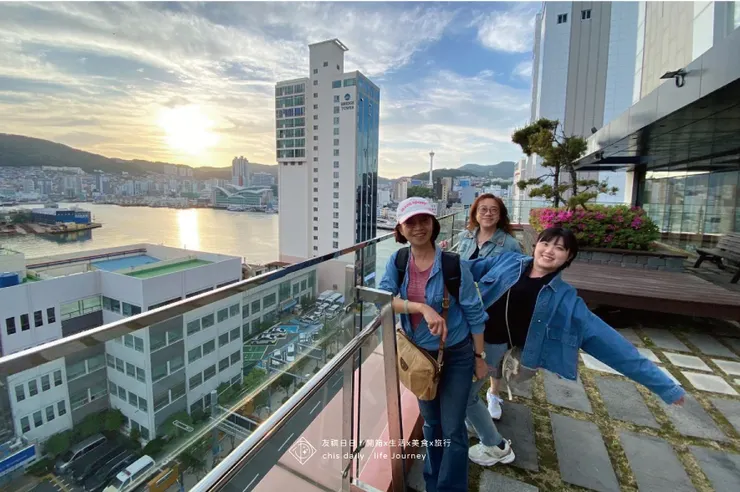 8樓空中花園的遼闊港景