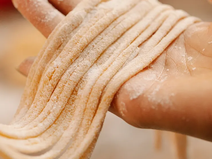 每一根麵條，都留著雙手揉出來的溫度。