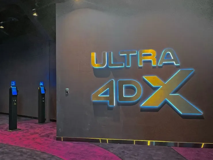 ▲大巨蛋秀泰影城設有ULTRA 4DX特殊影廳，透過與電影劇情同步的動態互動座椅和環境效果，提供超擬真的全感官震撼體驗。