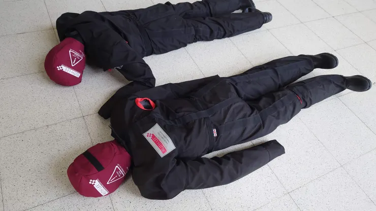 災害搜救使用的擬真假人Ruth Lee，國外網站標價一具竟然也要新台幣五萬多。