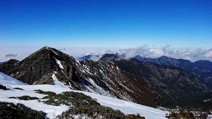 ▲雪山主峰眺望聖稜線